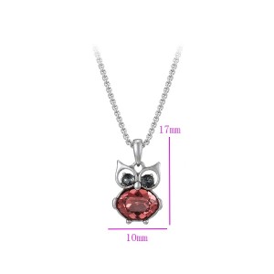 Elegants un izsmalcināts kulons ar Swarovski kristāliem, rodija pārklājums, ķēdītes garums 45-50 cm